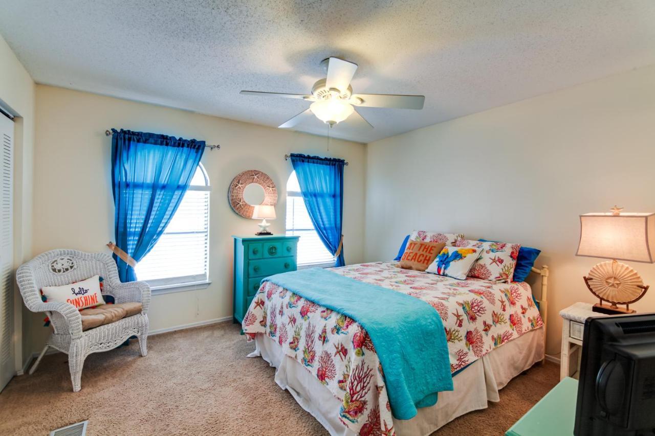 Destin Townhome With Balcony - Walk To The Beach! エクステリア 写真